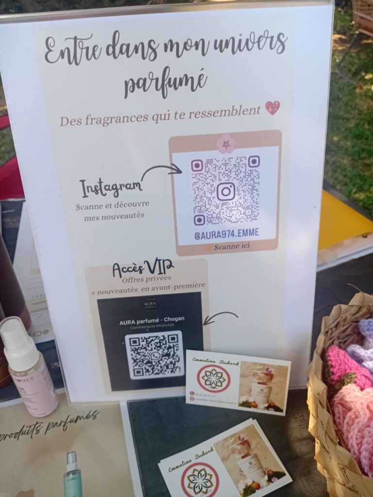 Exposants et visiteurs du Parcours des Fées à Saint-Pierre, La Réunion